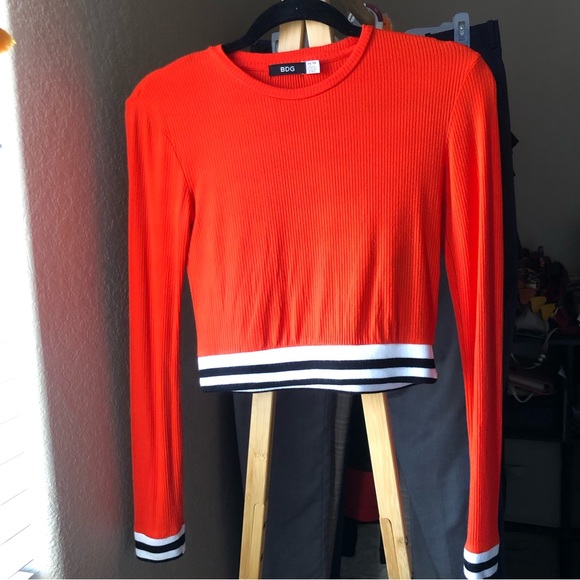 Urban Outfitters XS ribbed top - Picture 2 of 3